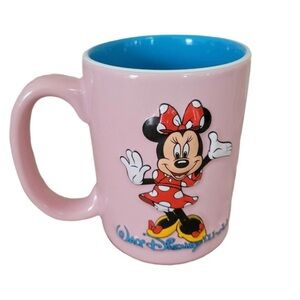 Disney World Theme Parks Minnie Mouse Pink 3D Coffee Mug Cup Collectible SO CUTE